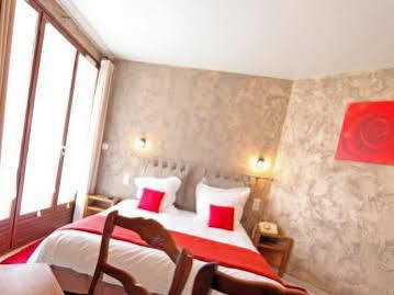 Logis Hotel Restaurant Des Voyageurs Le Malzieu-Ville Eksteriør bilde